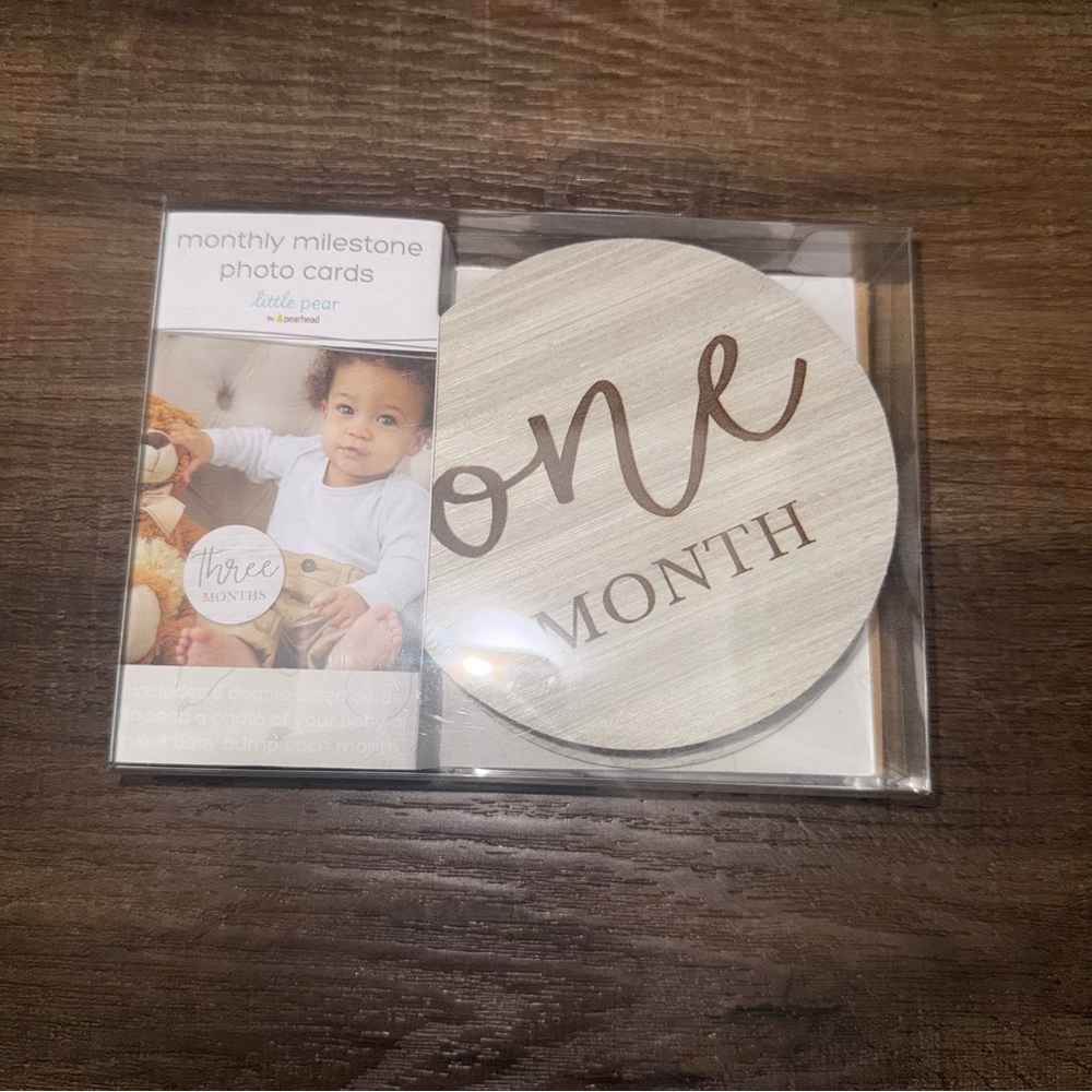 NWT Monthly Milestone Photo Cards